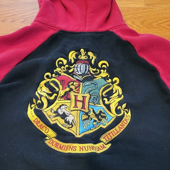 Harry Potter Men’s Hoodie Hogwarts Embroidered Full Zip Medium Universal Studios - Picture 10 of 12